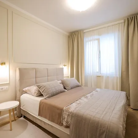 Golden Sea Organ Apartment