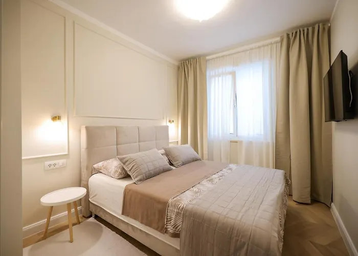 Golden Sea Organ Apartment